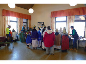 Aussendung der Sternsinger in Naumburg (© Karl-Franz Thiede)